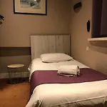 De Bretagne Hotel *